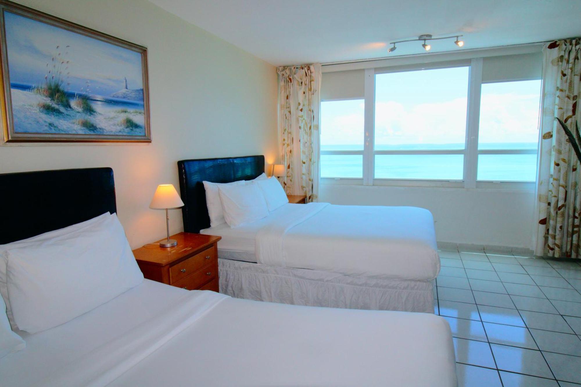 Castle 1733 Ocean View Studio With Direct Beach Access, Pool, Tennis & Free Parking マイアミビーチ エクステリア 写真