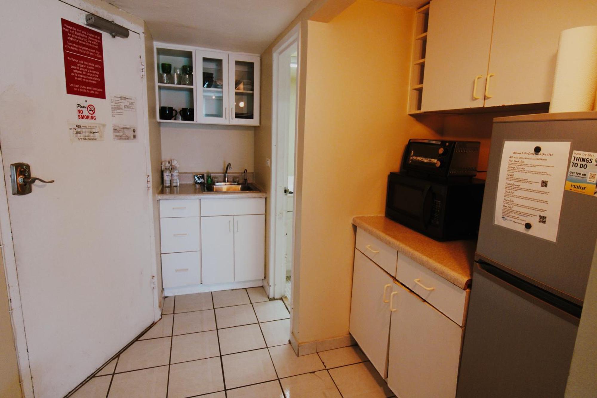 Castle 1733 Ocean View Studio With Direct Beach Access, Pool, Tennis & Free Parking マイアミビーチ エクステリア 写真