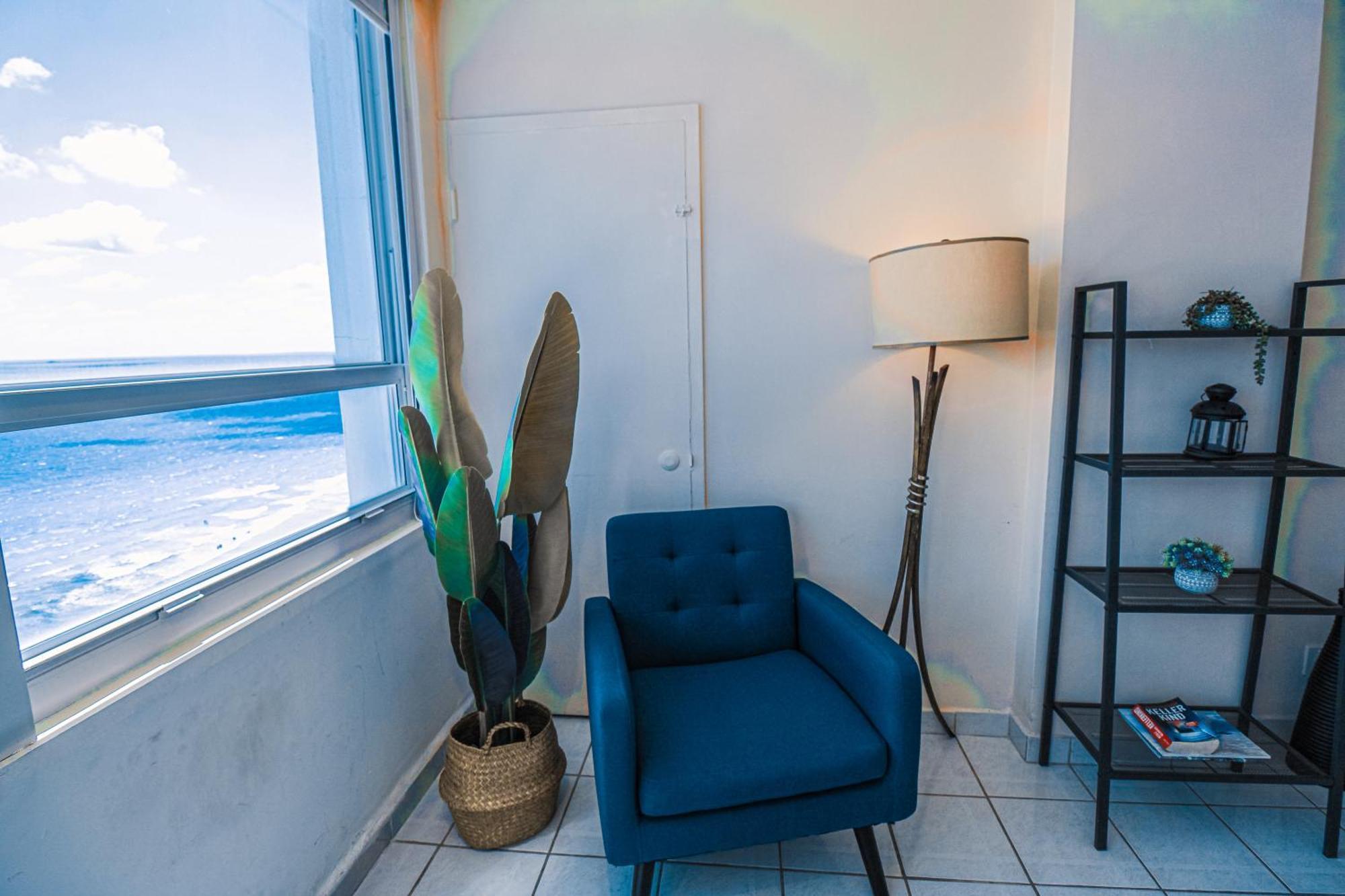 Castle 1733 Ocean View Studio With Direct Beach Access, Pool, Tennis & Free Parking マイアミビーチ エクステリア 写真